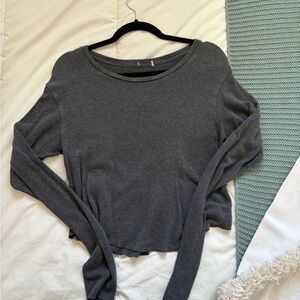 Longsleeve gray shirt